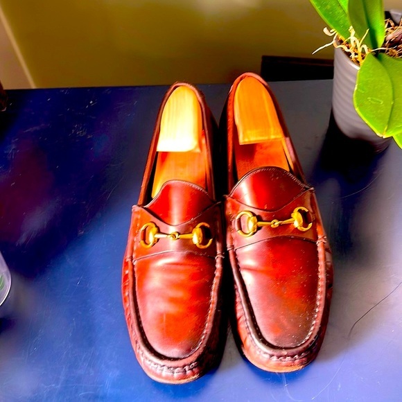 Gucci. 1953 Horsebit leather loafer. 8.5. Retail for $750. - Picture 4 of 9
